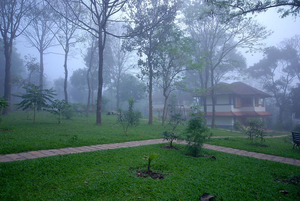 Greenwoods Resort, Thekkady Exterior foto